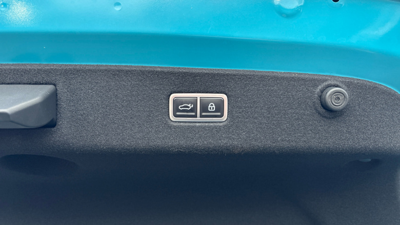 Hyundai IONIQ 6 168kW Premium 77kWh 4dr Auto Electric Saloon